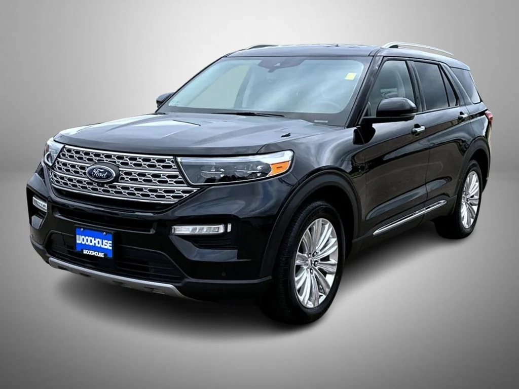 2022 Ford Explorer Limited HEV's photo