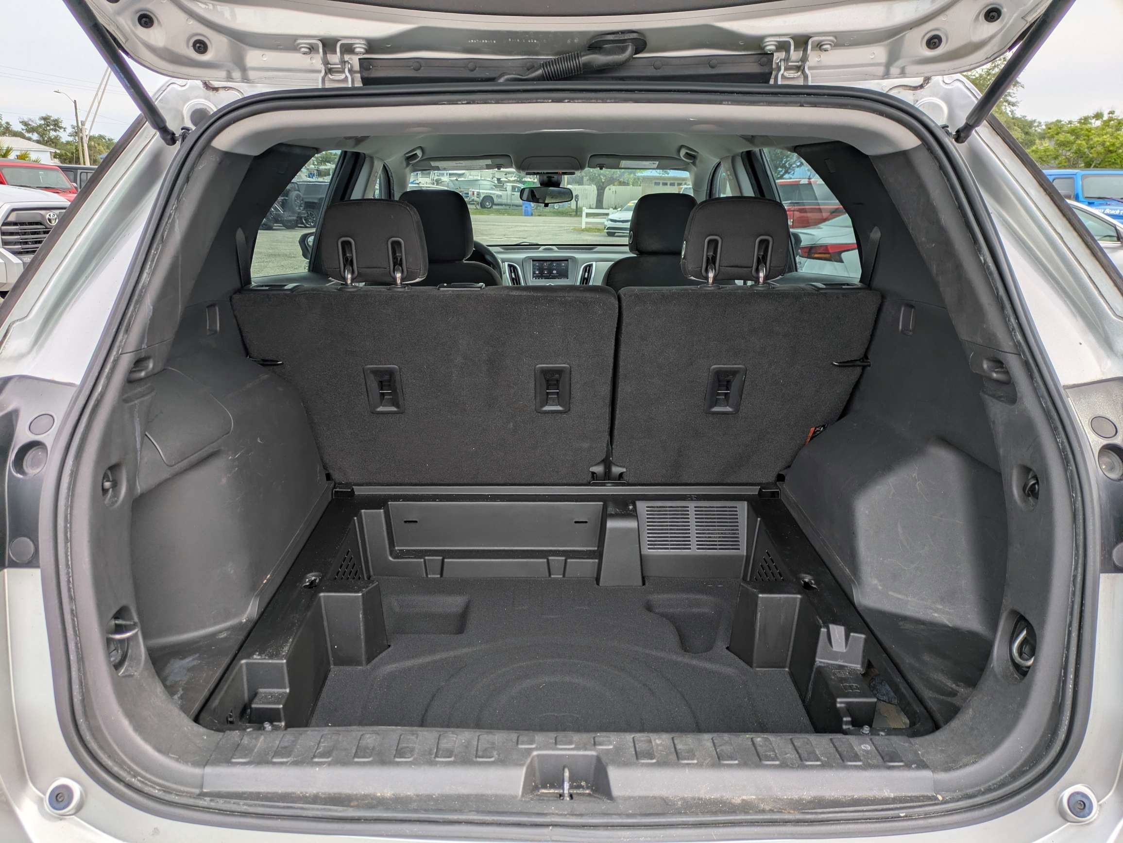Used 2020 Silver Ice Metallic Chevrolet LS image 12
