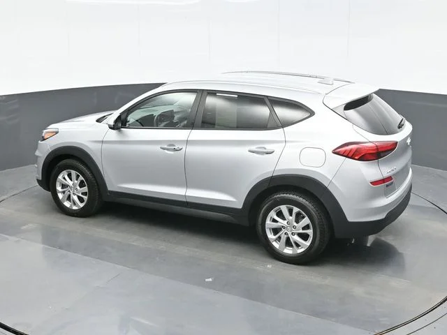 Used 2019 Silver Hyundai Value image 11