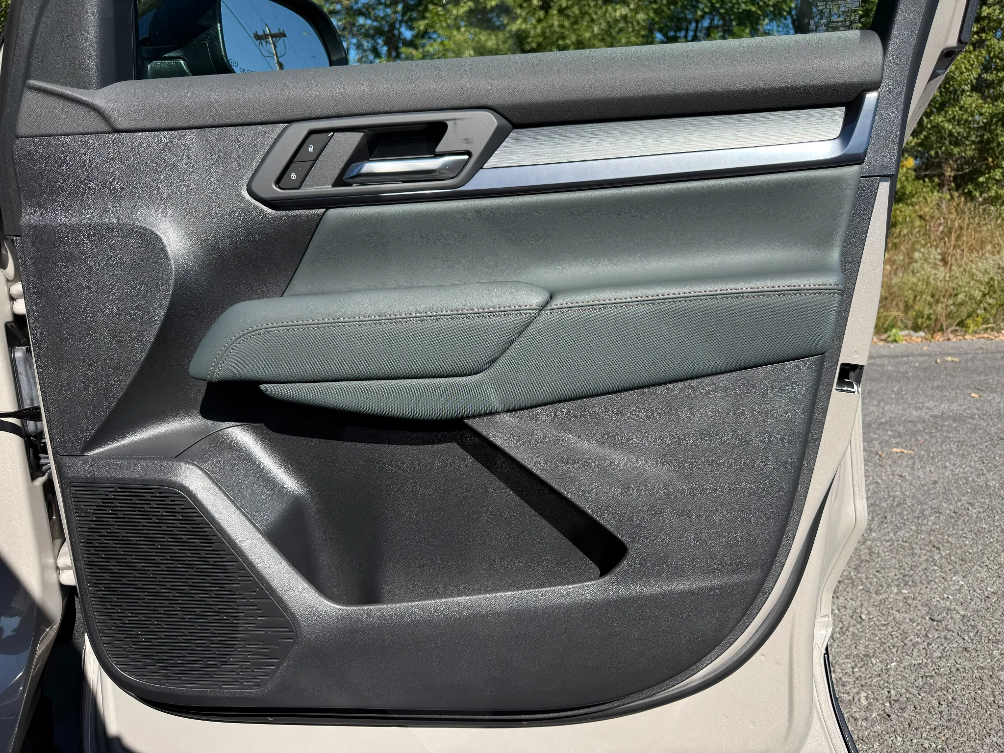 2027 GMC Terrain AT4 - Photo 30