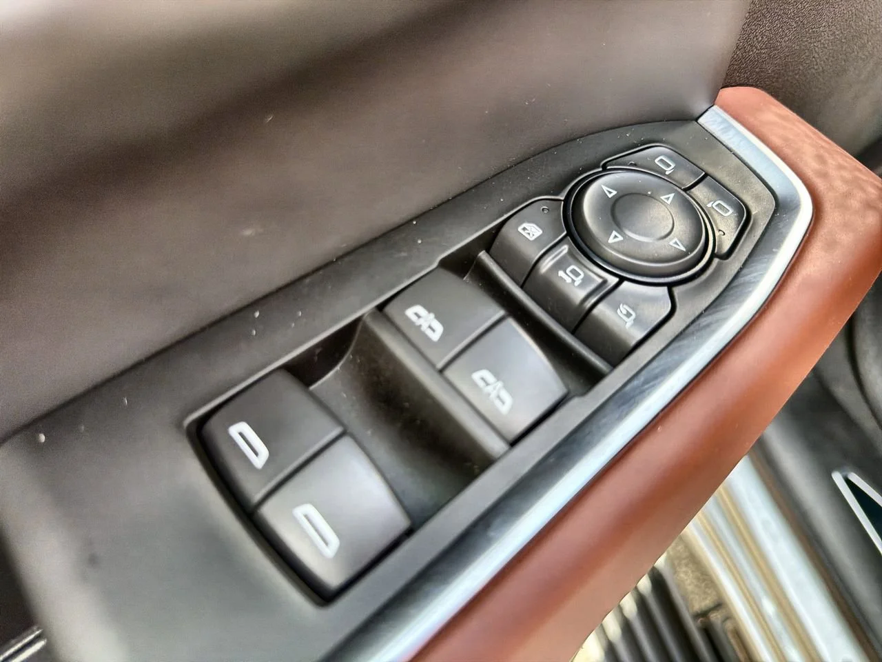 New 2026 Sterling Metallic GMC Denali Ultimate image 19
