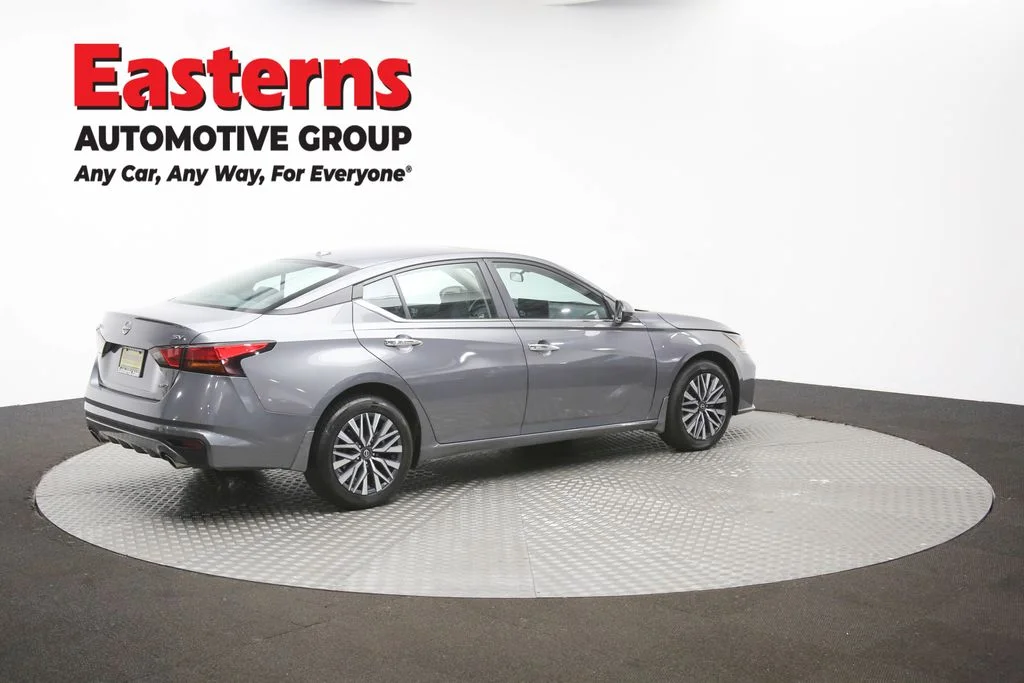 Used 2024 Gray Nissan 2.5 SV image 38