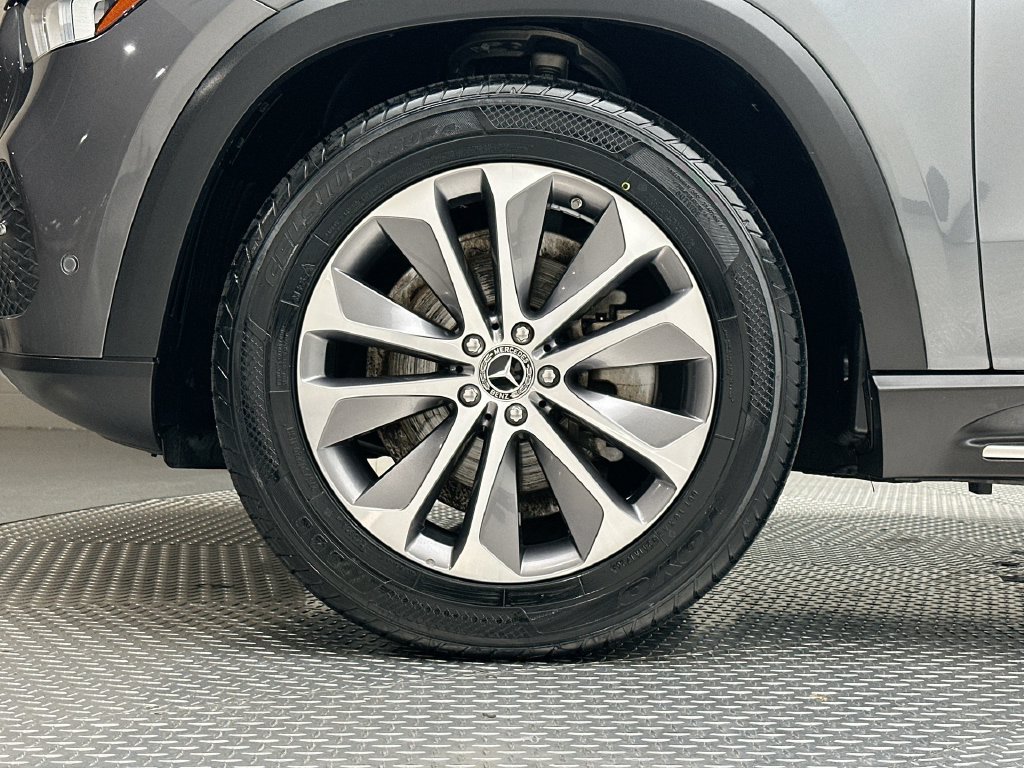 Used 2023 Selenite Gray Metallic Mercedes-Benz GLE 350 image 17