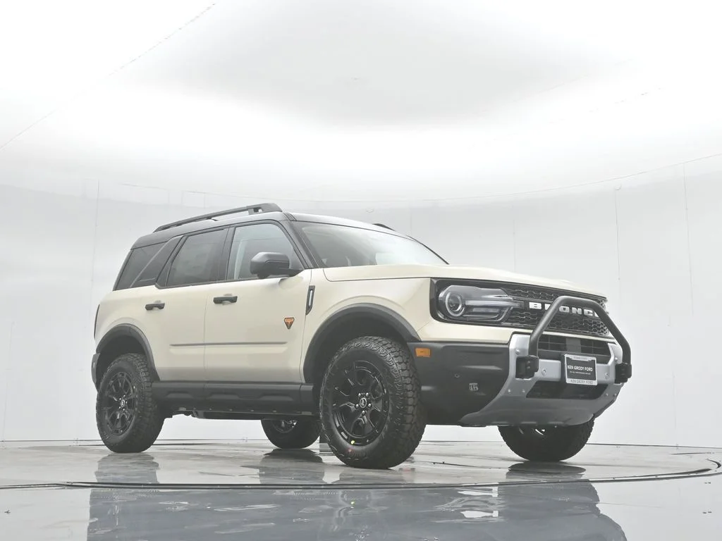 New 2025 Desert Sand Ford Badlands image 46