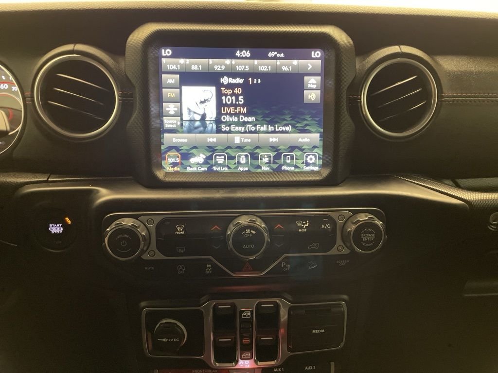 Used 2020 Red Jeep Unlimited Rubicon image 14