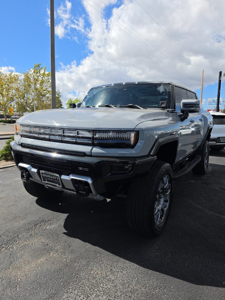 2024 GMC HUMMER EV