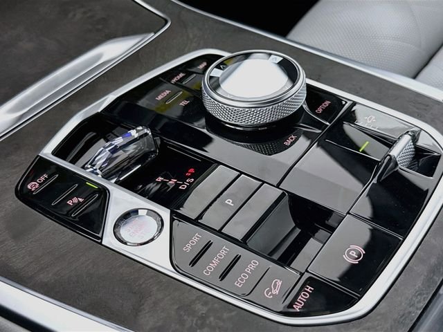 New 2027 Carbon Black Metallic BMW xDrive40i image 17