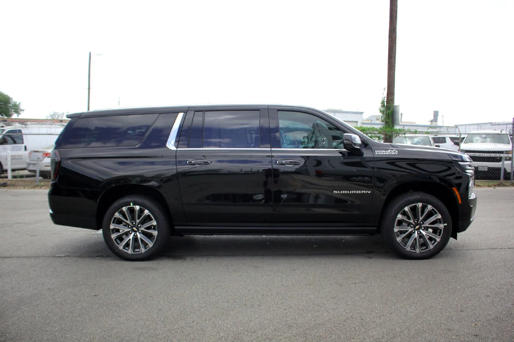 New 2026 Black Chevrolet High Country image 4