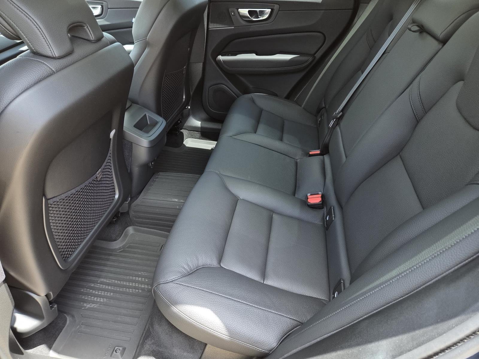 Used 2025 Denim Blue Metallic Volvo Plus image 34