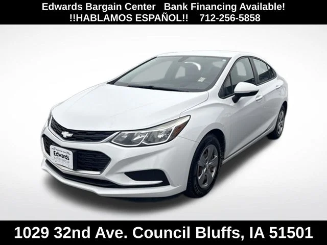 Used 2018 White Chevrolet LS image 3