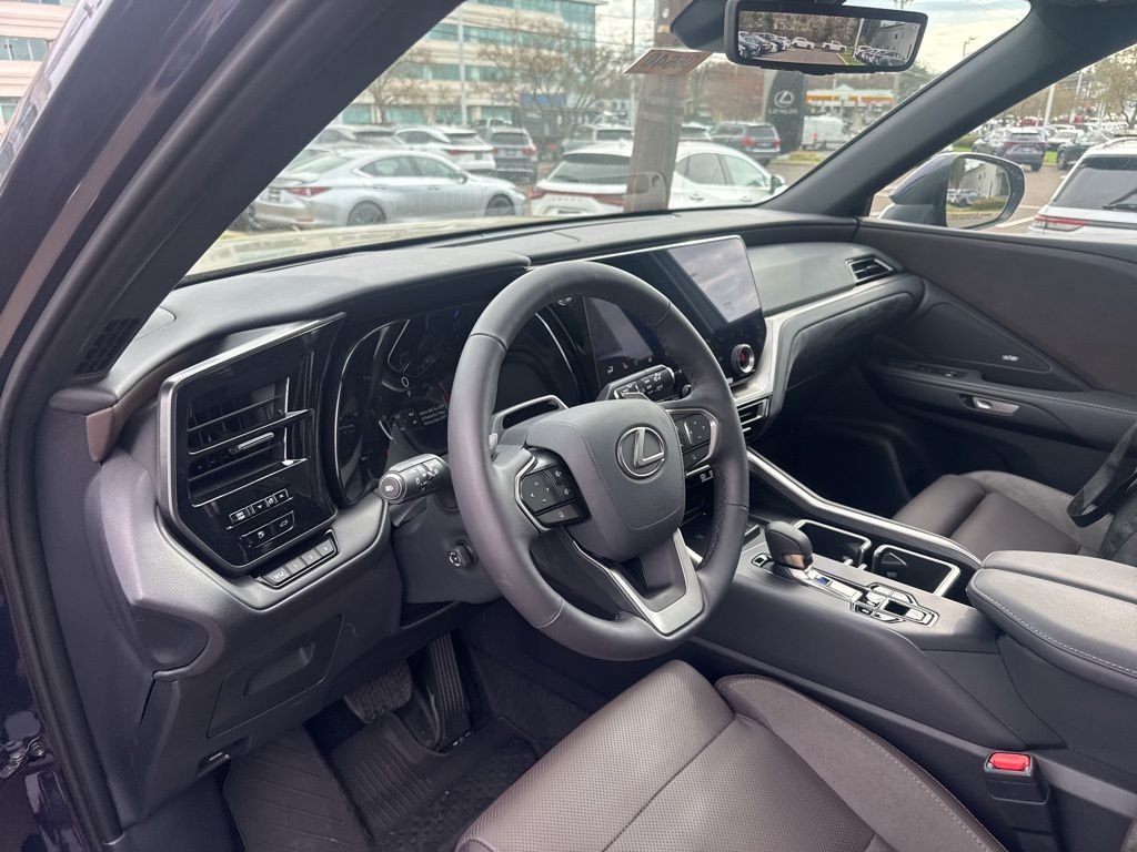 2026 Lexus TX 350 Luxury - Photo 8