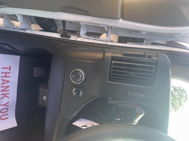 2025 Chevrolet Express Cargo Work Van - Photo 14
