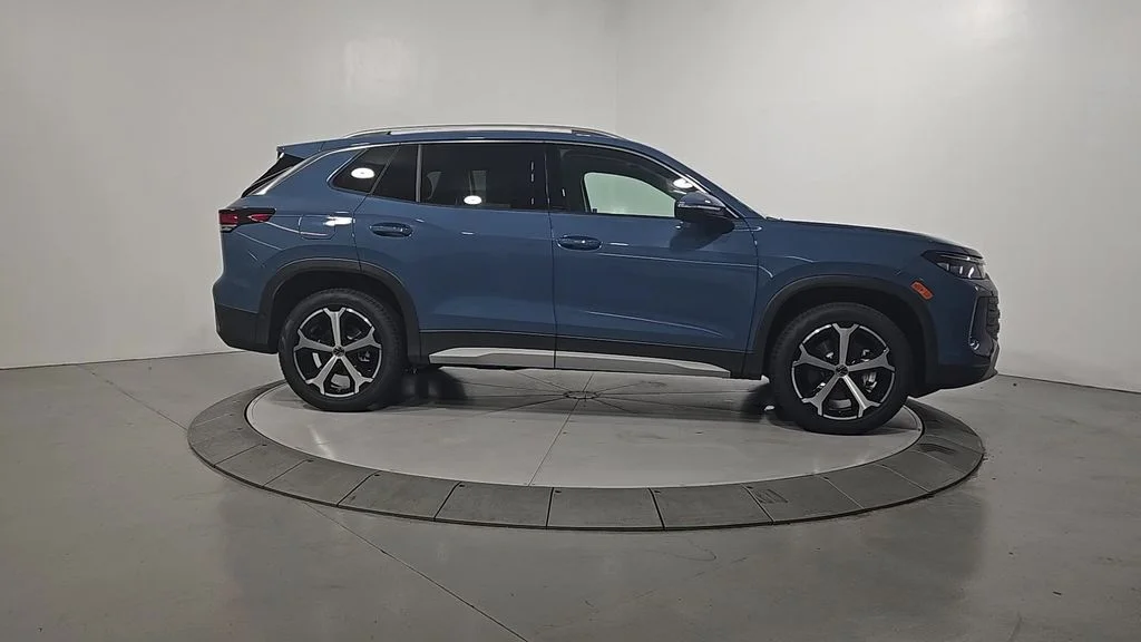 New 2026 Blue Volkswagen 2.0T SE image 6