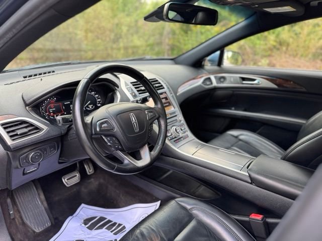 Used 2019 Diamond Lincoln Reserve image 9