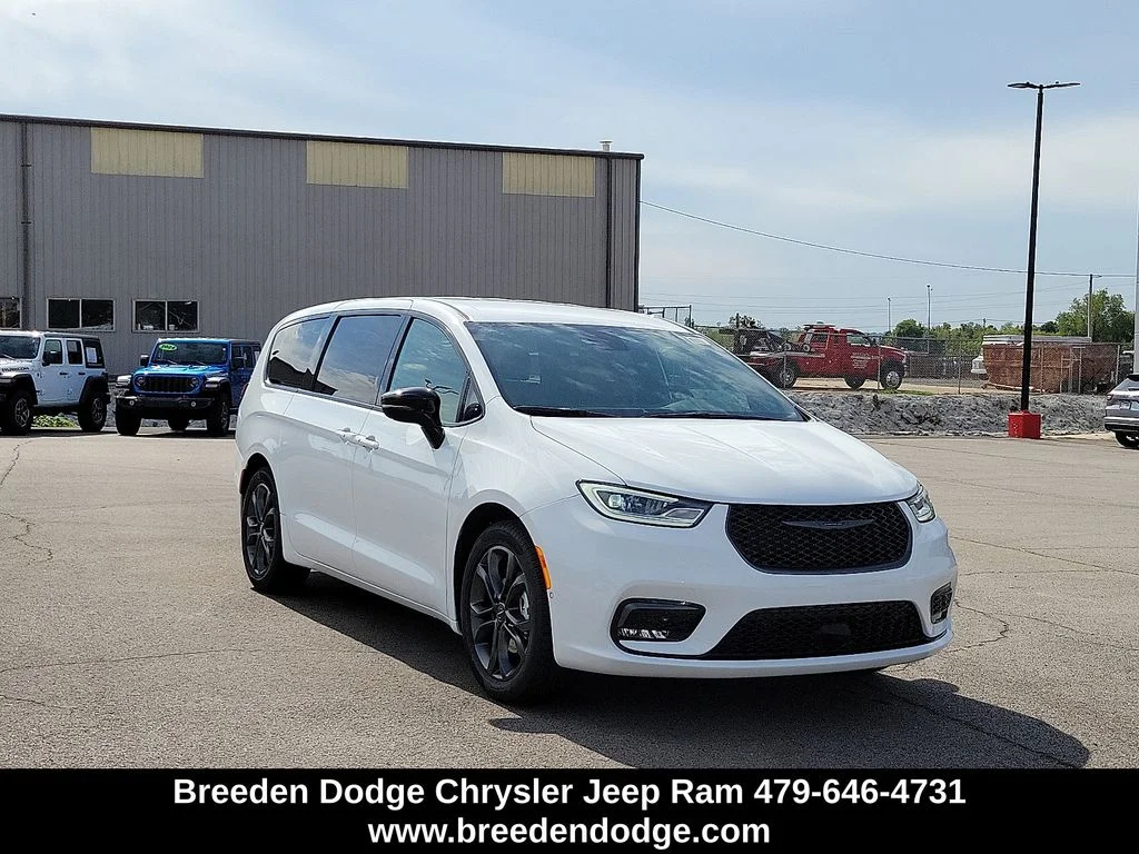 2026 Chrysler Pacifica