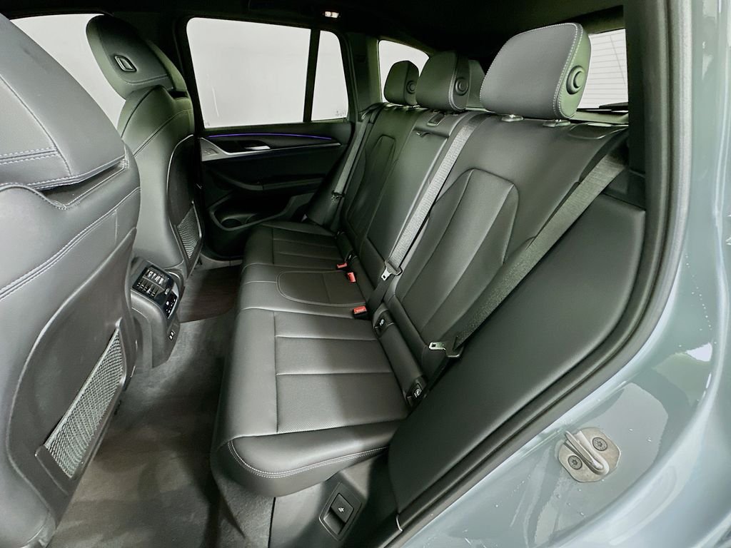 Used 2022 Gray BMW sDrive30i image 25
