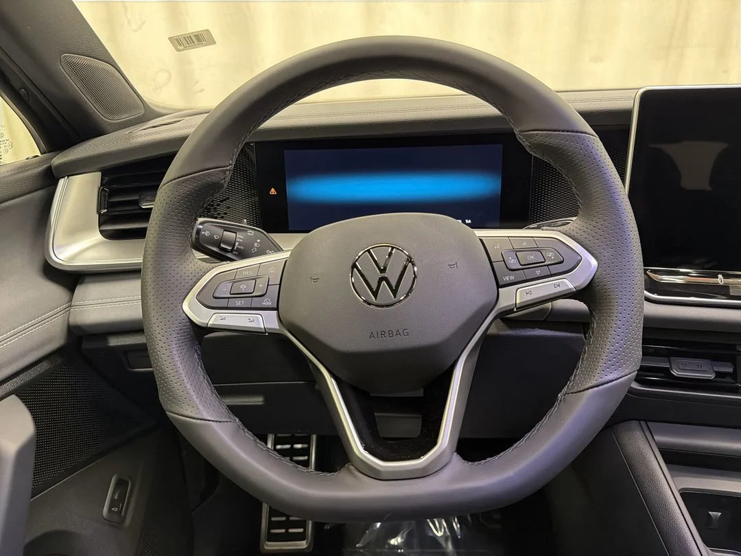 New 2026 Platinum Gray Metallic Volkswagen SE R-Line Black image 16
