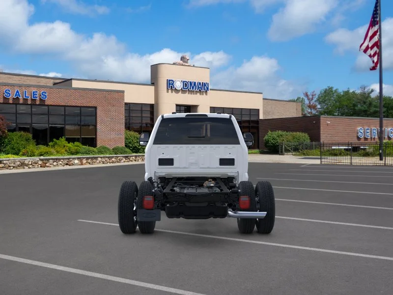 New 2026 Oxford White Ford F-350® XL image 29