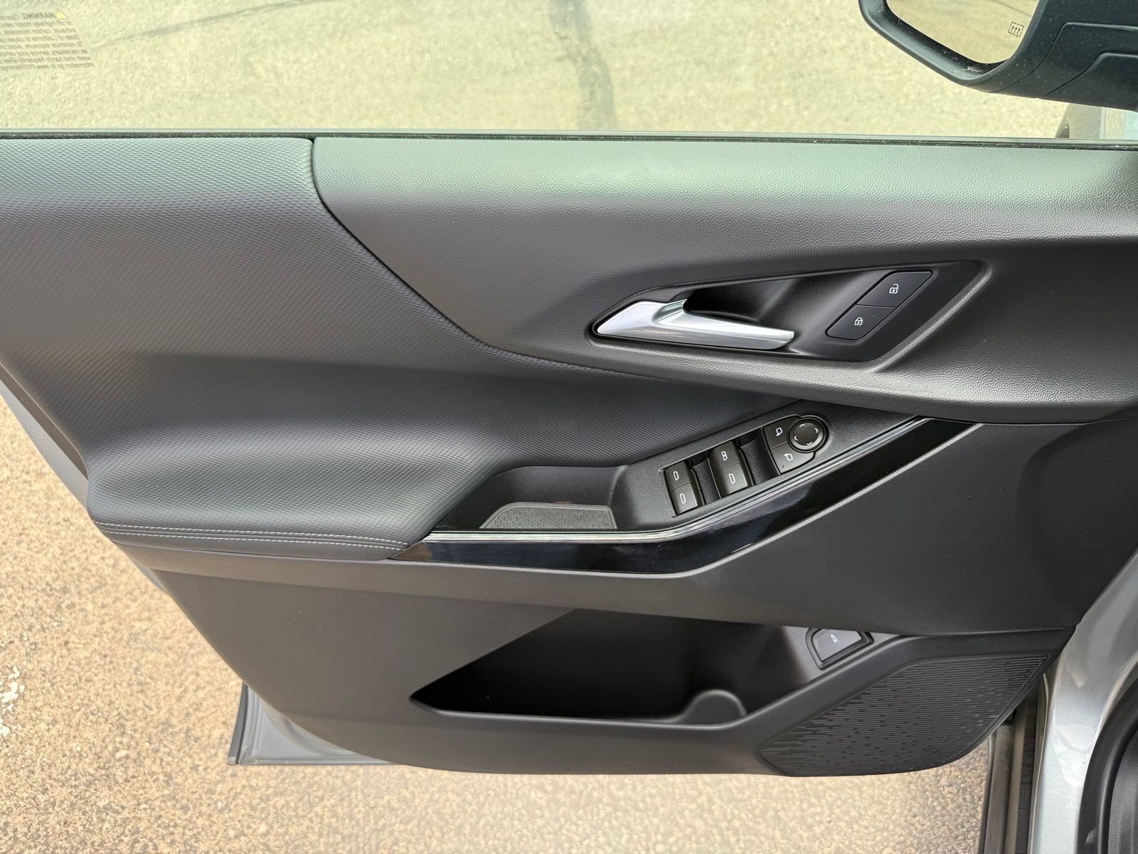 2026 Chevrolet Equinox LT - Photo 11