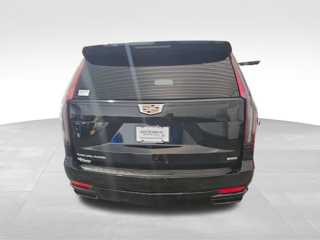 Used 2022 Black Cadillac Sport image 5