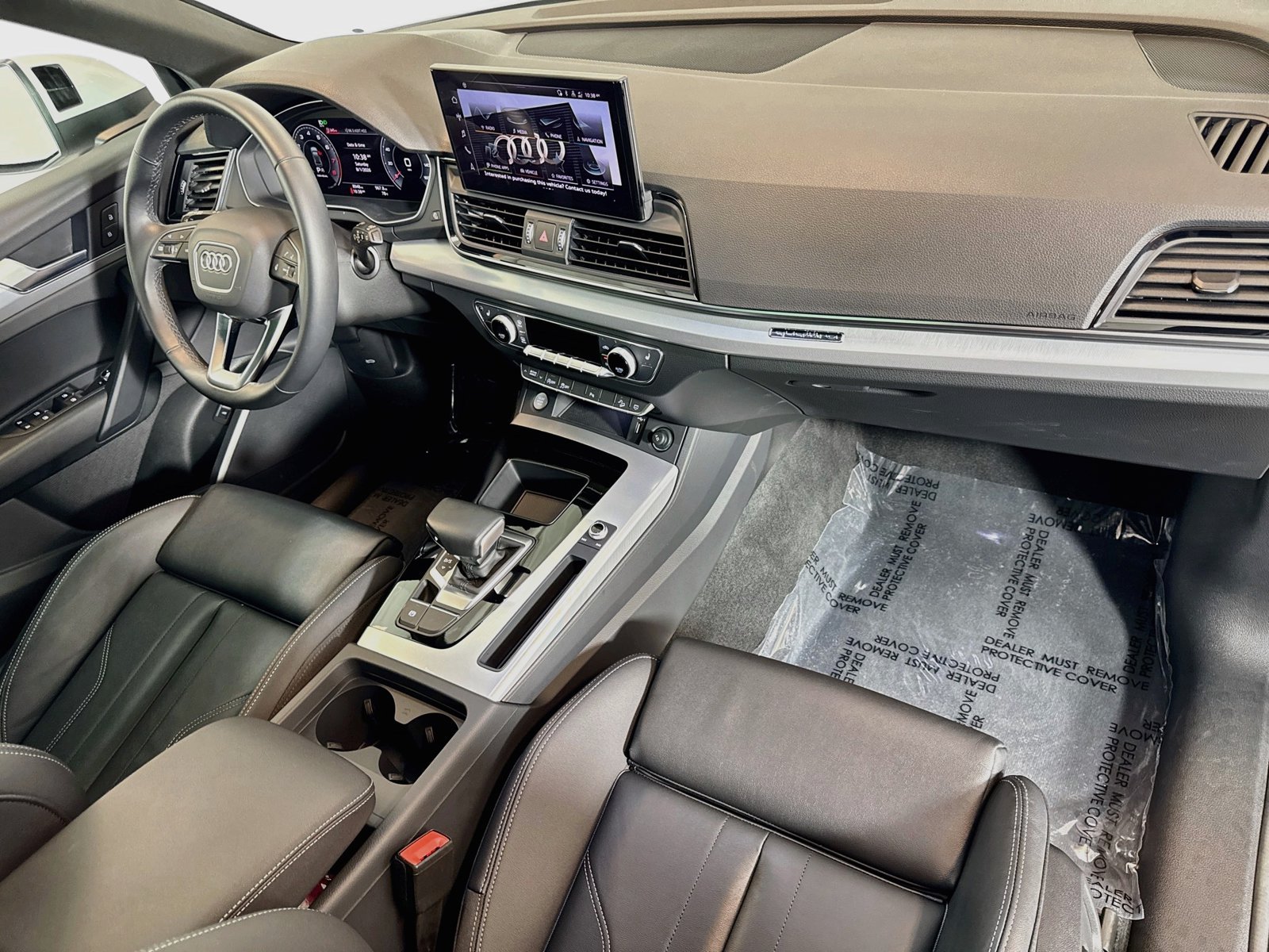 Used 2025 Glacier White Audi S line Premium image 28