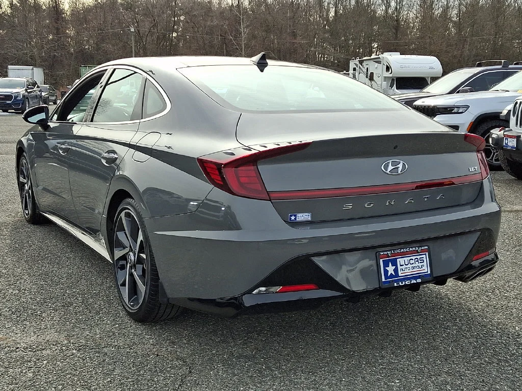 Used 2023 Hampton Gray Hyundai SEL Plus image 9