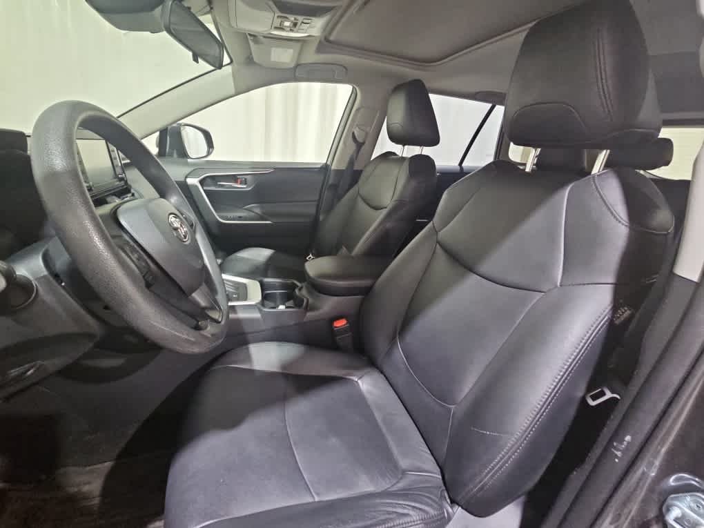 Used 2020 Magnetic Gray Metallic Toyota Hybrid XLE image 11