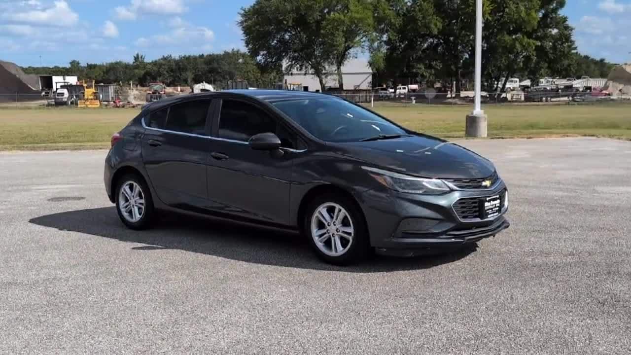 Used 2017 Chevrolet Cruze LT with VIN 3G1BE6SM0HS600172 for sale in Hearne, TX