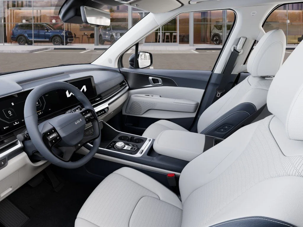 New 2027 White Kia SX Prestige image 17