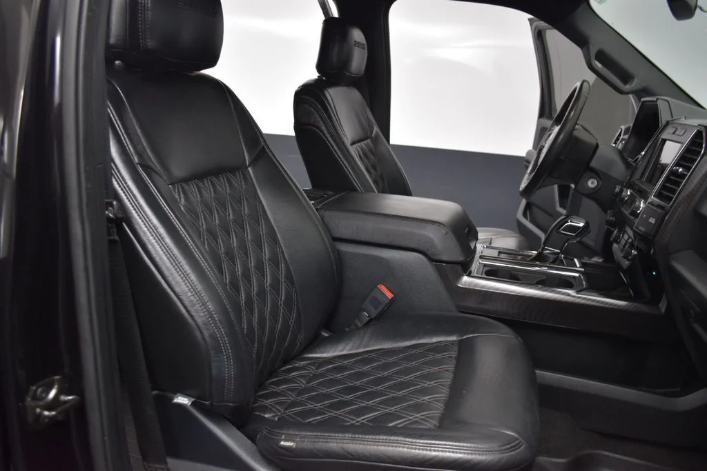 Used 2020 Black Ford XLT image 25