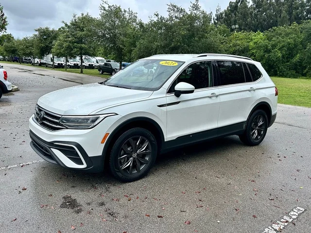 2023 Volkswagen Tiguan 2.0T SE