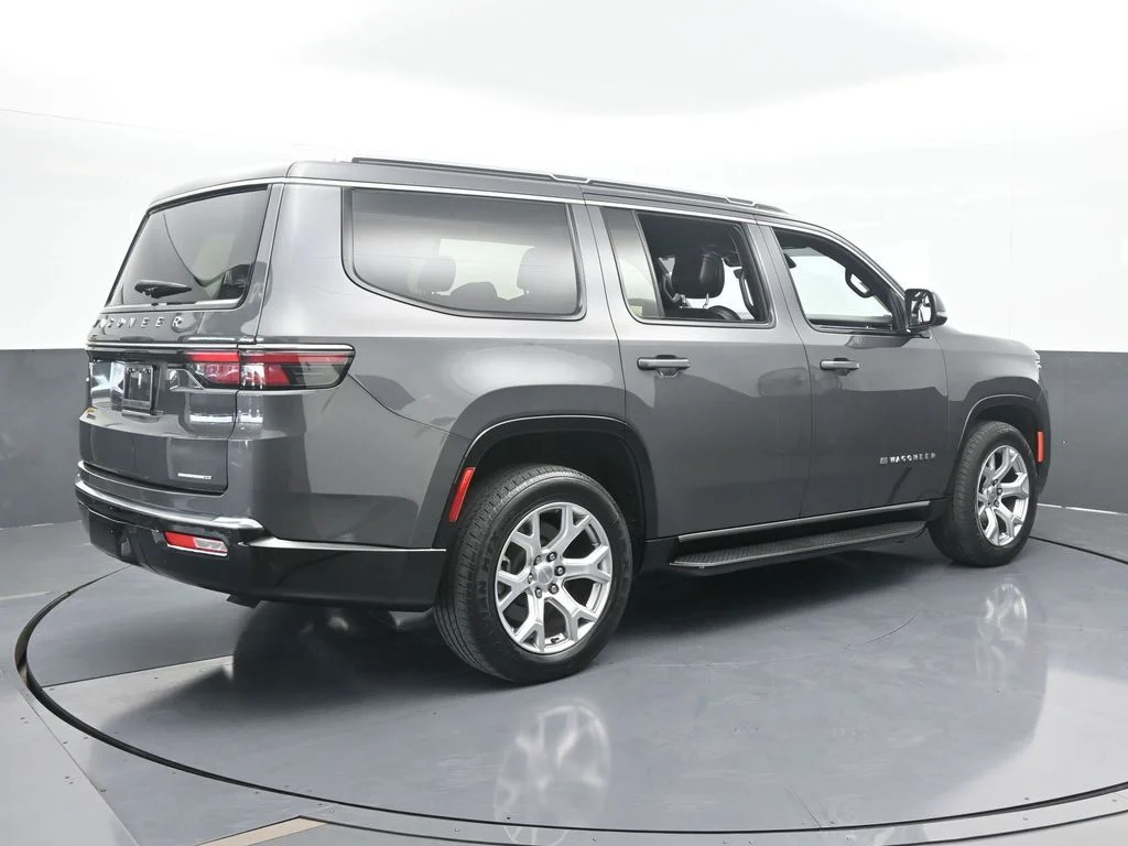 2022 Jeep Wagoneer Series II - Photo 6