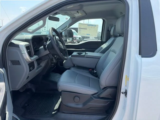 New 2027 Oxford White Ford F-350® XL image 10