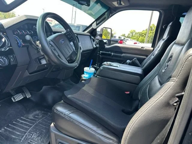 Used 2009 Black Ford XL image 7