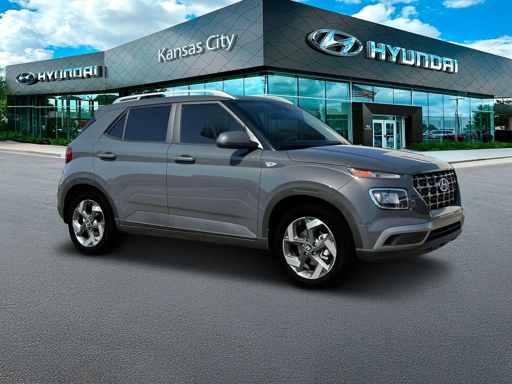 Used 2025 Ecotronic Gray Hyundai SEL image 10