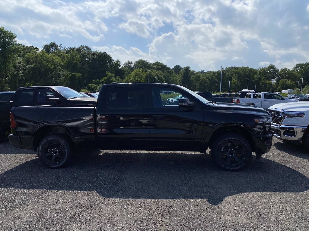 New 2026 Diamond Black Crystal Pearl-Coat Exterior Paint Ram Big Horn/Lone Star image 2