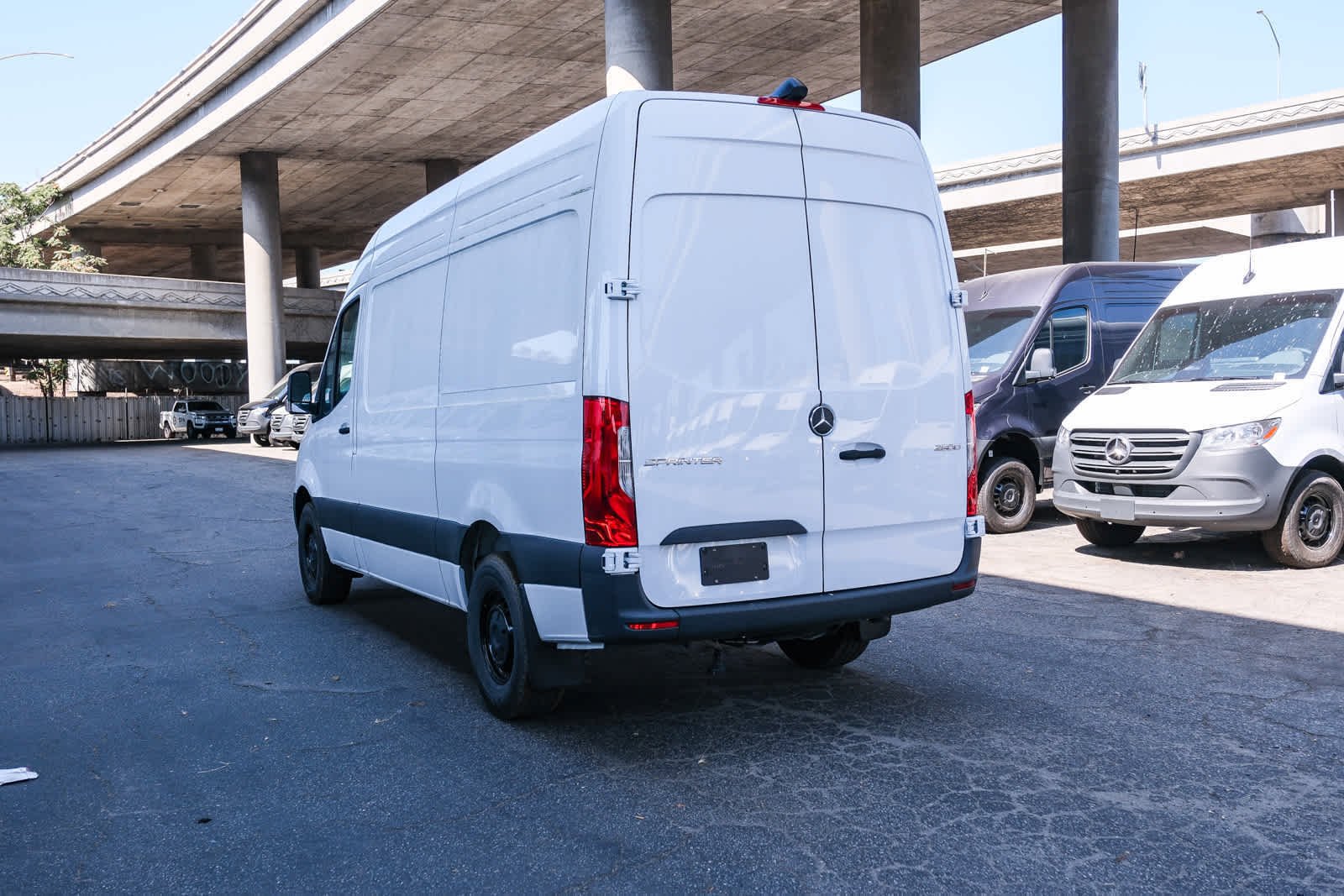 New 2025 Arctic+White Mercedes-Benz Cargo 144 WB  RWD 2.0L 4-Cylinder image 9