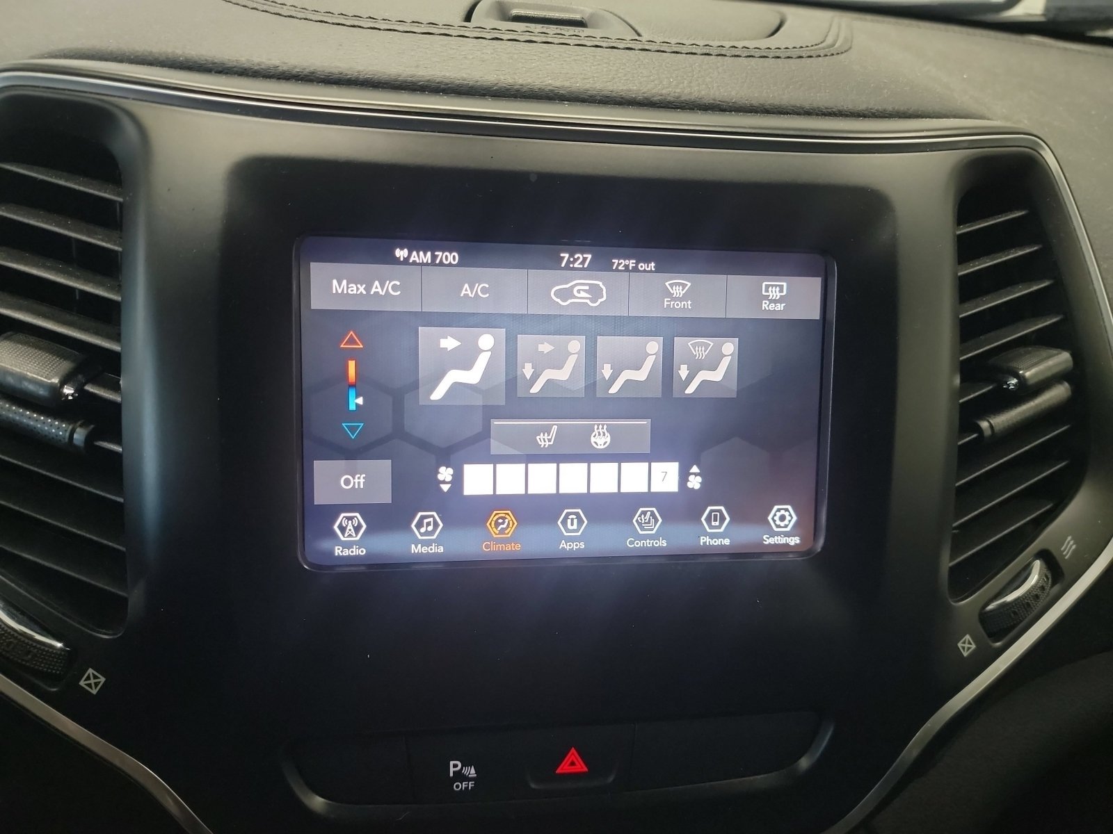 Used 2020 Slate Blue Pearlcoat Jeep Latitude Plus image 21