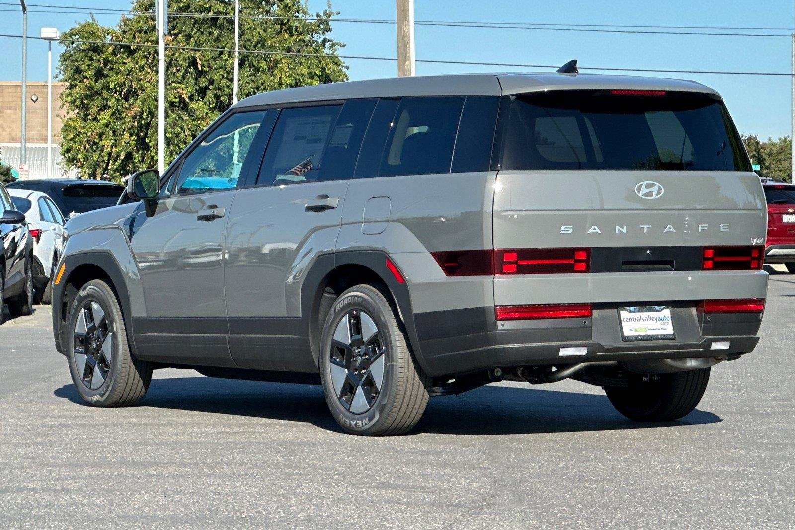 New 2026 Hampton Gray Hyundai SE image 34