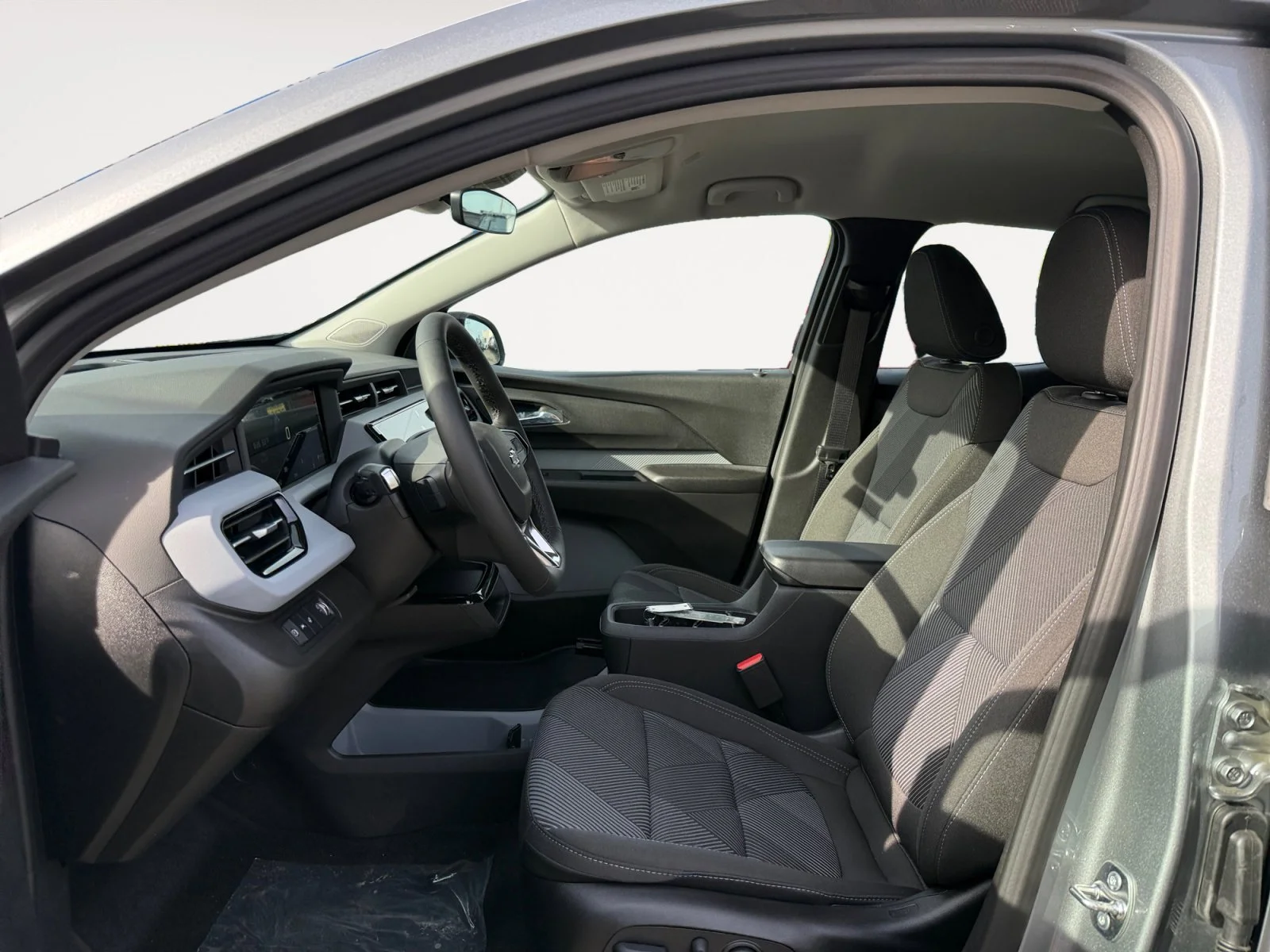 2027 Chevrolet Bolt LT - Photo 10