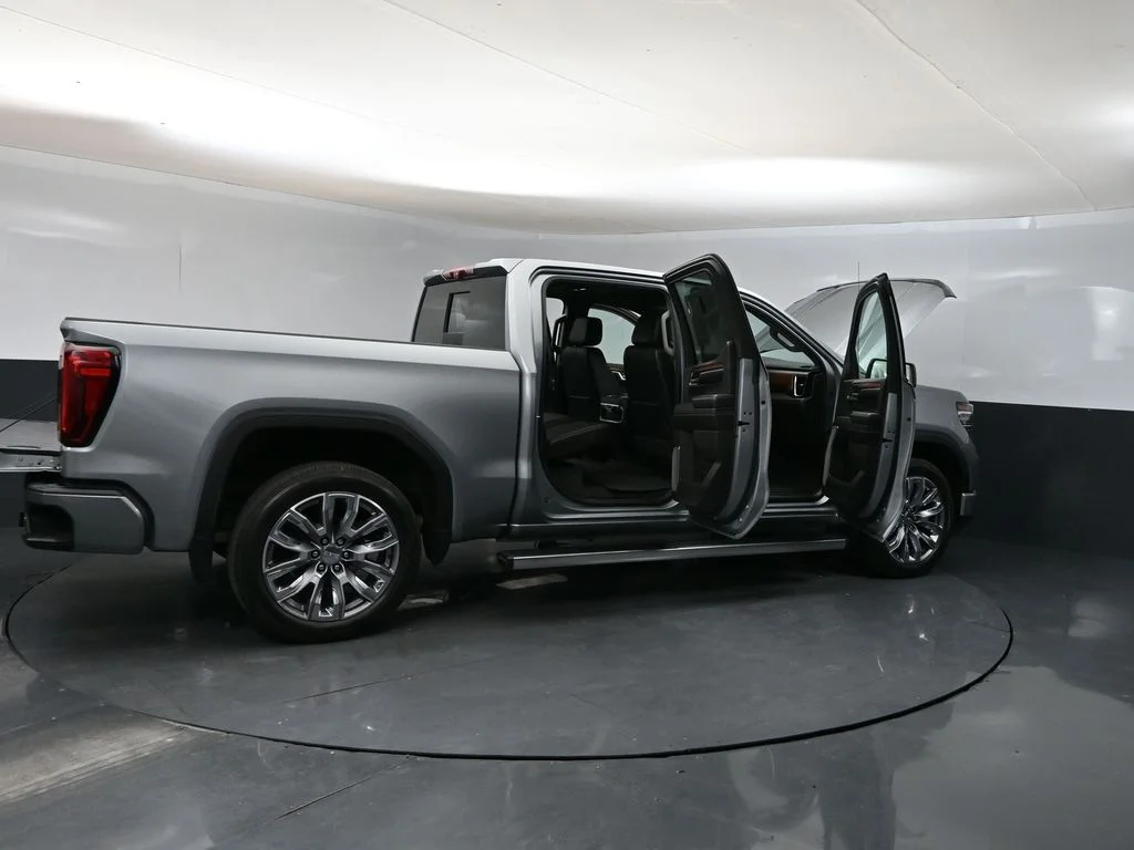 Used 2024 Silver GMC Denali image 40