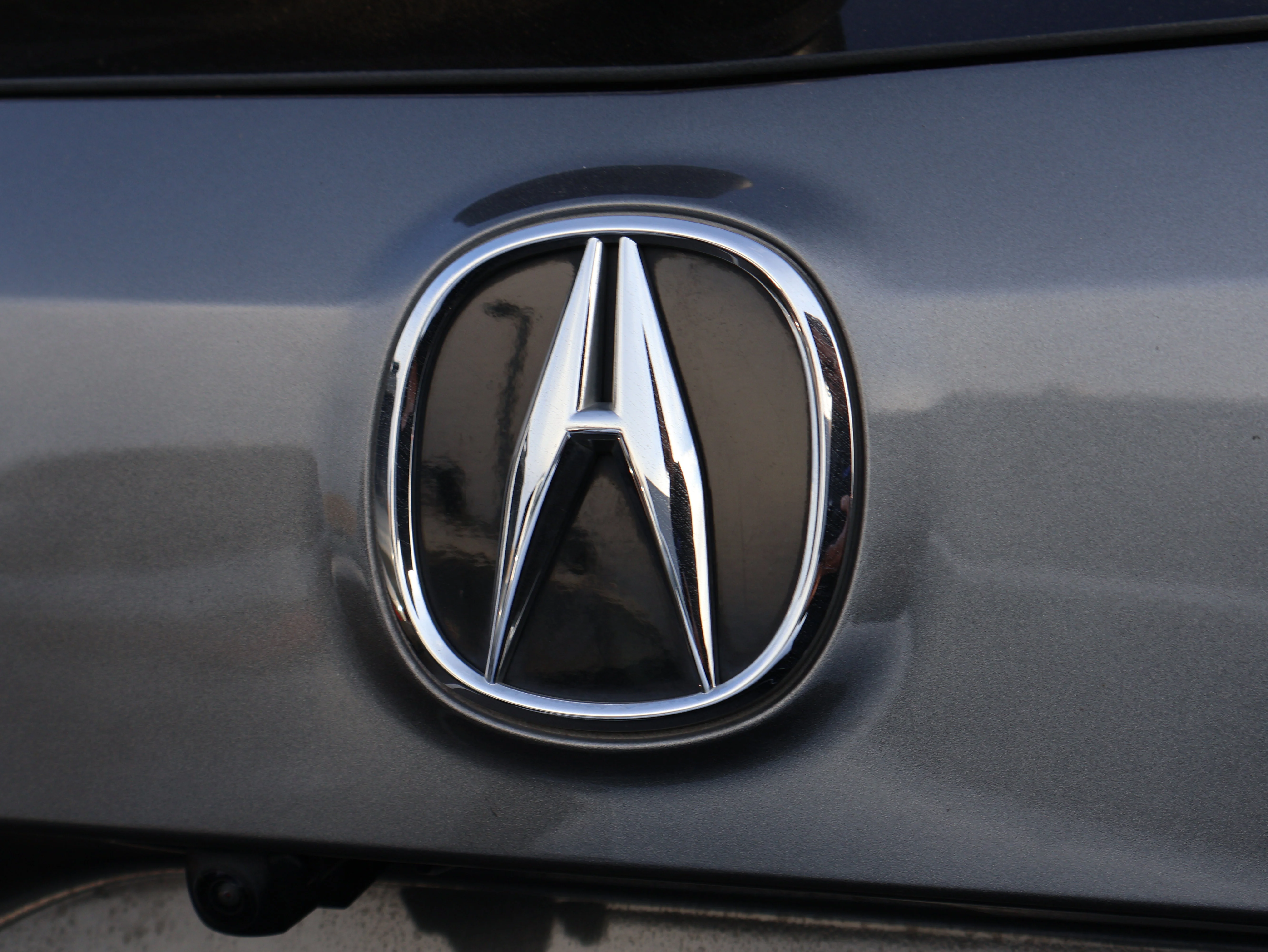 Used 2024 Liquid Carbon Metallic Acura w/Technology Package image 15
