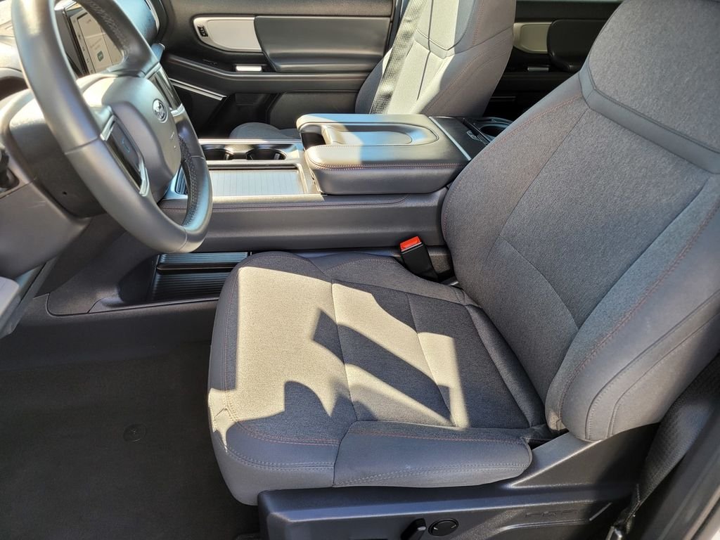 Used 2025 Silver Ford Active image 15