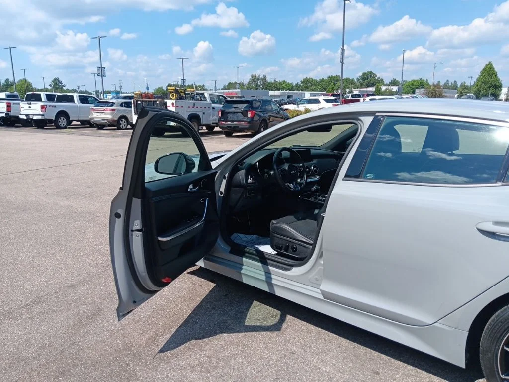 Used 2022 Ceramic Silver Kia GT-Line image 13