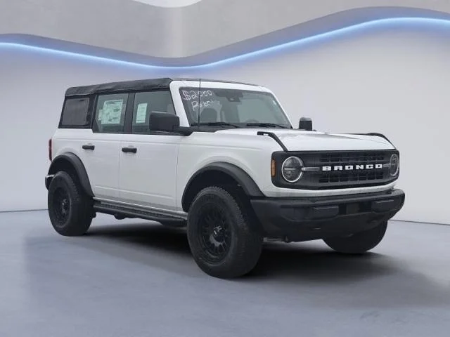 2025 Ford Bronco 4-Door Base - Photo 17