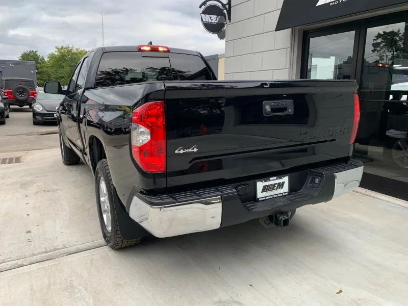 Used 2021 Black Toyota SR5 Pickup 4D 6 1/2 ft image 16