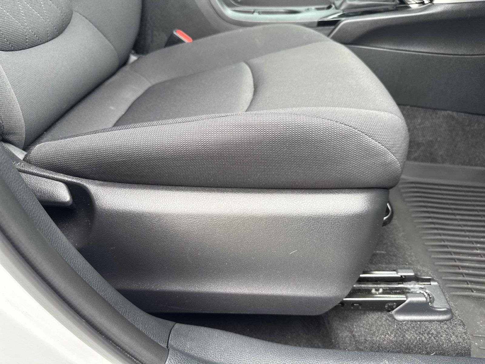 Used 2024 Wind Chill Pearl Toyota LE image 28