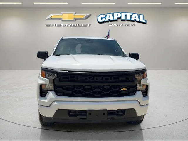 Used 2025 White Chevrolet Custom image 7