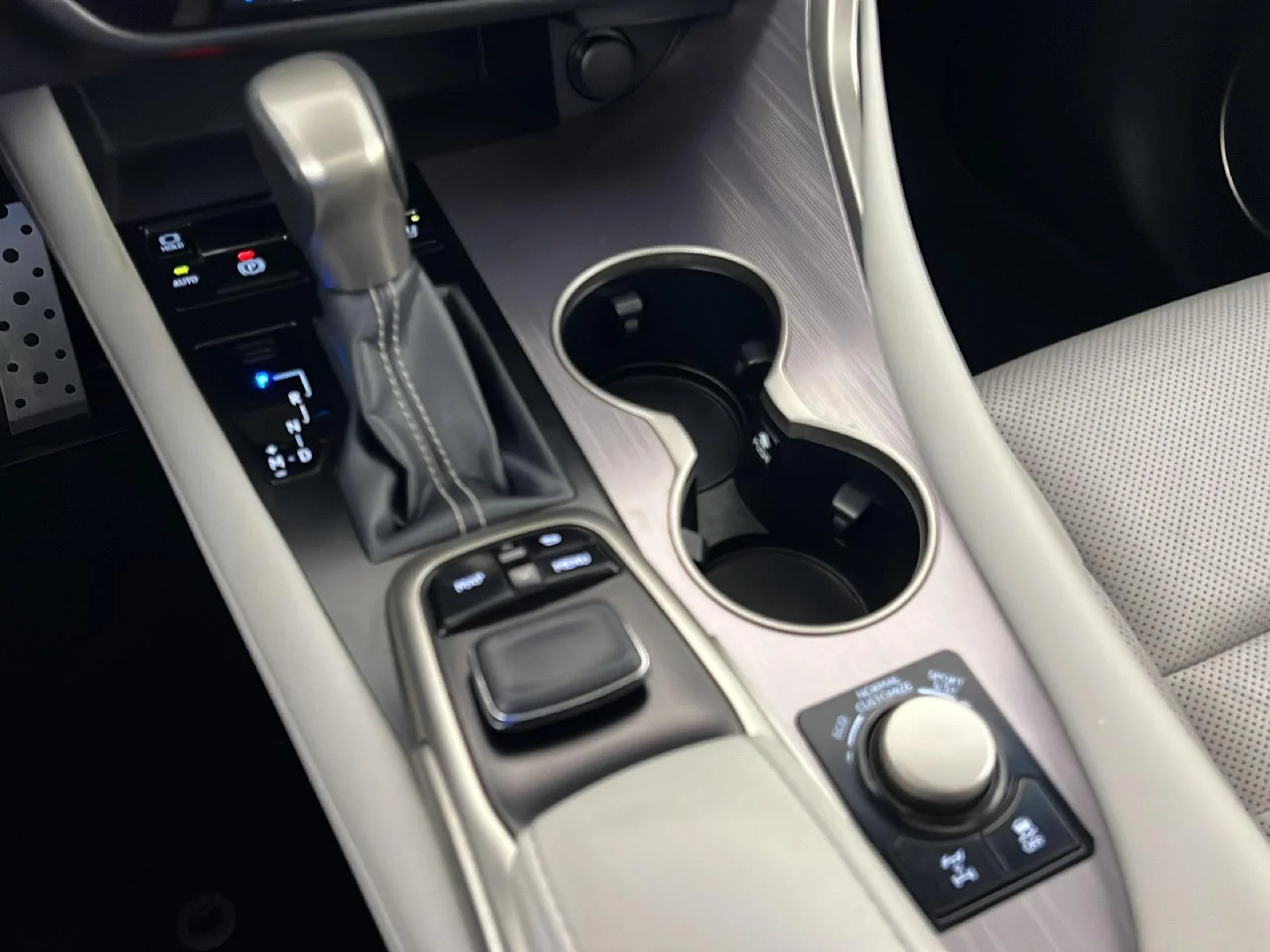 Used 2019 Gy Lexus  image 21