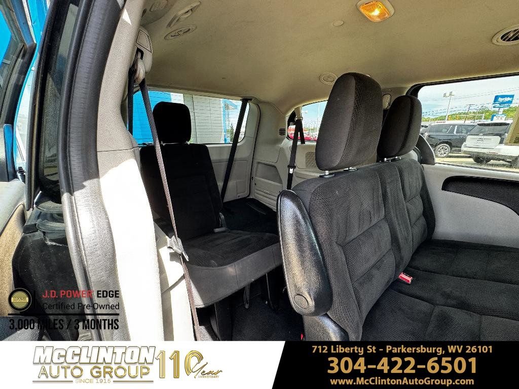 Used 2019 Black Dodge SE image 21